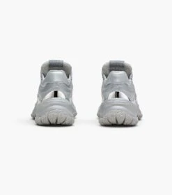 Marc Jacobs The Metallic Lazy Runner SILVER -Marc Jacobs MJI 2F3FSN001F01 040 F8F8F8 1 1 ALT6