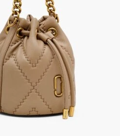Marc Jacobs The Quilted Leather J Marc Bucket Bag CAMEL -Marc Jacobs MJI 2F3HCR045H01 230 F8F8F8 1 1 ALT5