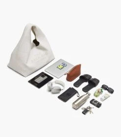 Marc Jacobs The XL Sack Bag WHITE -Marc Jacobs MJI 2F3HSH018H01 100 F8F8F8 1 1 ALT3