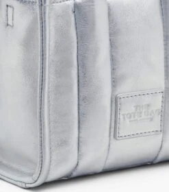 Marc Jacobs The Metallic Leather Mini Tote Bag SILVER -Marc Jacobs MJI 2F3HTT003H01 040 F8F8F8 1 1 ALT6