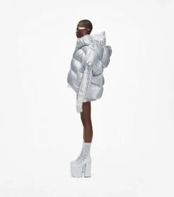 Marc Jacobs The Hooded Puffer Vest SILVER -Marc Jacobs MJI 2F3RCT002W02 040 F8F8F8 1 1 ALT2