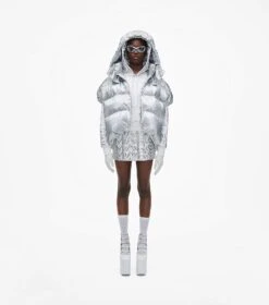 Marc Jacobs The Hooded Puffer Vest SILVER -Marc Jacobs MJI 2F3RCT002W02 040 F8F8F8 1 1 ALT7