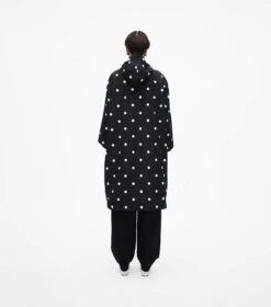 Marc Jacobs The Spots Long Windbreaker BLACK/WHITE -Marc Jacobs MJI 2F3RJC007W07 005 F8F8F8 1 1 ALT3