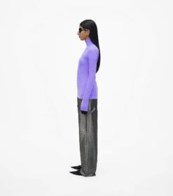 Marc Jacobs The Lightweight Ribbed Turtleneck LAVENDER -Marc Jacobs MJI 2F3RTP002K04 530 F8F8F8 1 1 ALT2