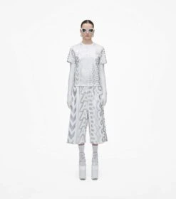 Marc Jacobs The Monogram Baby Tee SILVER/BRIGHT WHITE -Marc Jacobs MJI 2F3RTP006C17 113 F8F8F8 1 1 ALT1