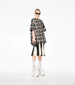 Marc Jacobs The J Marc Mini Pillow Bag BLACK -Marc Jacobs MJI 2P3HSH001H01 001 F8F8F8 1 1 ALT5