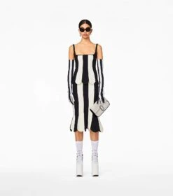 Marc Jacobs The Bi-Color J Marc Shoulder Bag BLACK/WHITE -Marc Jacobs MJI 2P3HSH025H01 005 F8F8F8 1 1 ALT5