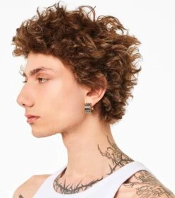 Marc Jacobs The Monogram Engraved Hoops AGED GOLD -Marc Jacobs MJI 2P3JER001J15 967 F8F8F8 1 1 ALT3