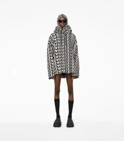 Marc Jacobs The Monogram Oversized Hoodie BLACK/IVORY -Marc Jacobs MJI 2P3RTP032C03 004 F8F8F8 1 1 ALT5
