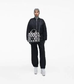 Marc Jacobs The Spots Jacquard Medium Tote BLACK/IVORY -Marc Jacobs MJI 2R3HTT023H01 004 F8F8F8 1 1 ALT1