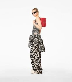 Marc Jacobs The Quilted Leather J Marc Shoulder Bag TRUE RED -Marc Jacobs MJI 2S3HSH007H03 617 F8F8F8 1 1 ALT1