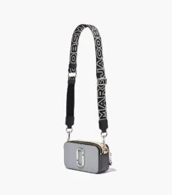 Marc Jacobs The Thin Outline Logo Webbing Strap BLACK/SILVER -Marc Jacobs MJI 2S3SST002S02 018 F8F8F8 1 1 ALT1