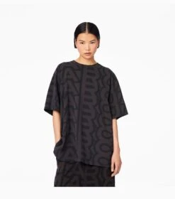 Marc Jacobs The Monogram Big T-Shirt BLACK/CHARCOAL -Marc Jacobs MJI C602C08RE22 084 F8F8F8 1 1 ALT7