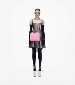 Marc Jacobs The Leather Small Tote Bag FLURO CANDY PINK -Marc Jacobs MJI H009L01SP21 691 F8F8F8 1 1 ALT1