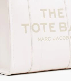 Marc Jacobs The Leather Large Tote Bag COTTON/SILVER -Marc Jacobs MJI H020L01FA21 140 F8F8F8 1 1 ALT3