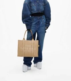 Marc Jacobs The Leather Large Tote Bag CAMEL -Marc Jacobs MJI H020L01FA21 230 F8F8F8 1 1 ALT7