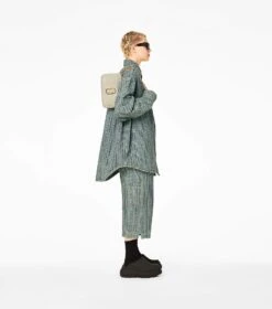 Marc Jacobs The Monogram Leather J Marc Shoulder Bag KHAKI -Marc Jacobs MJI H955L03FA22 223 F8F8F8 1 1 ALT1