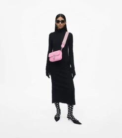 Marc Jacobs The J Marc Shoulder Bag FLURO CANDY PINK -Marc Jacobs MJI H956L01PF22 691 F8F8F8 1 1 ALT1