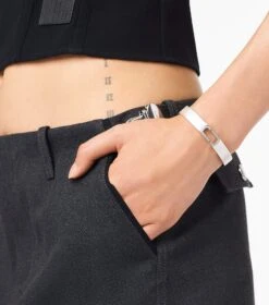 Marc Jacobs The J Marc Crystal Bangle CRYSTAL/SILVER -Marc Jacobs MJI J103MT2RE22 980 F8F8F8 1 1 ALT1