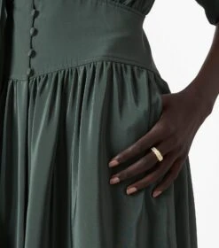 Marc Jacobs The Scallop Medallion Ring CREAM/GOLD -Marc Jacobs MJI J402MT3RE21 108 F8F8F8 1 1 ALT1