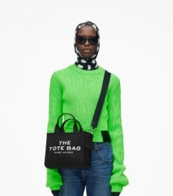 Marc Jacobs The Small Tote Bag BLACK -Marc Jacobs MJI M0016493 001 F8F8F8 1 1 ALT1