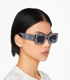 Marc Jacobs The Monogram Rectangular Sunglasses BLACK/WHITE -Marc Jacobs MJI M8000831 005 F8F8F8 1 1 ALT1