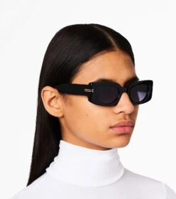 Marc Jacobs Icon Rectangular Sunglasses BLACK -Marc Jacobs MJI M8000833 001 F8F8F8 1 1 ALT1