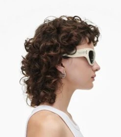 Marc Jacobs The Icon Wrapped Sunglasses IVORY -Marc Jacobs MJI M8000842 111 F8F8F8 1 1 ALT2