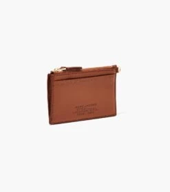 Marc Jacobs The Leather Top Zip Wristlet ARGAN OIL -Marc Jacobs MJI S125L01RE22 212 F8F8F8 1 1 ALT2