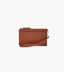 Marc Jacobs The Leather Top Zip Wristlet ARGAN OIL -Marc Jacobs MJI S125L01RE22 212 F8F8F8 1 1 MAIN 3