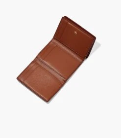 Marc Jacobs The Leather Medium Trifold Wallet ARGAN OIL -Marc Jacobs MJI S132L01RE22 212 F8F8F8 1 1 ALT3